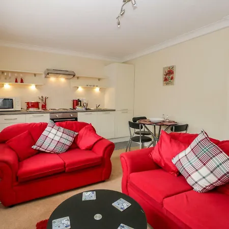Lynwood Loft * Scarborough